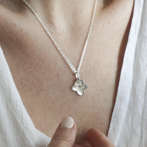 Flor natal de Febrero - Violeta - comprar online