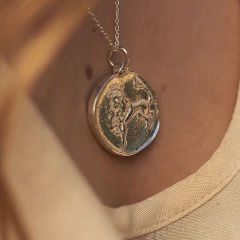 COLLAR LEO - Septiembre Oficial