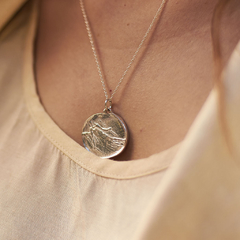 COLLAR VIRGO