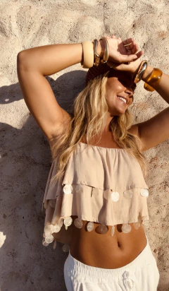TOP GYPSY BEGE (CAPIZ NATURAL TRANSLUCIDO) - comprar online