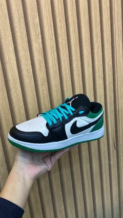 TÊNIS FEMININO NIKE JORDAN