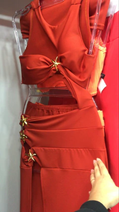 VESTIDO STAR C/ DECOTE E FENDA na internet