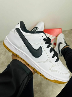 TÊNIS NIKE DUNK PROMOCIONAL
