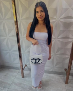 VESTIDO MIDI TOMARA QUE CAIA na internet