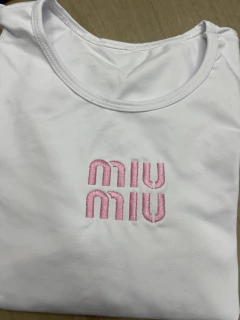 Imagem do CROPPED MANGA LONGA POLIAMIDA MIU MIU