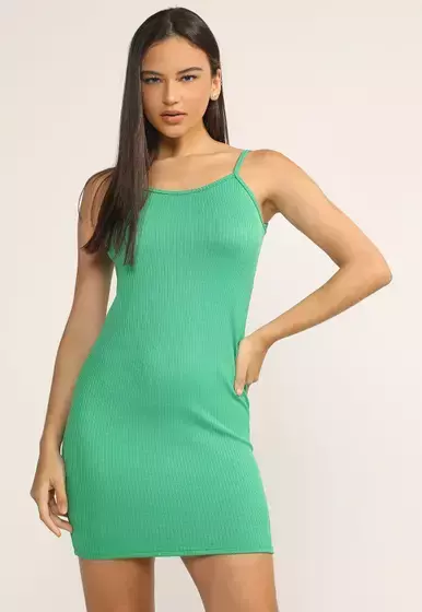VESTIDO LISO CANELADO - comprar online