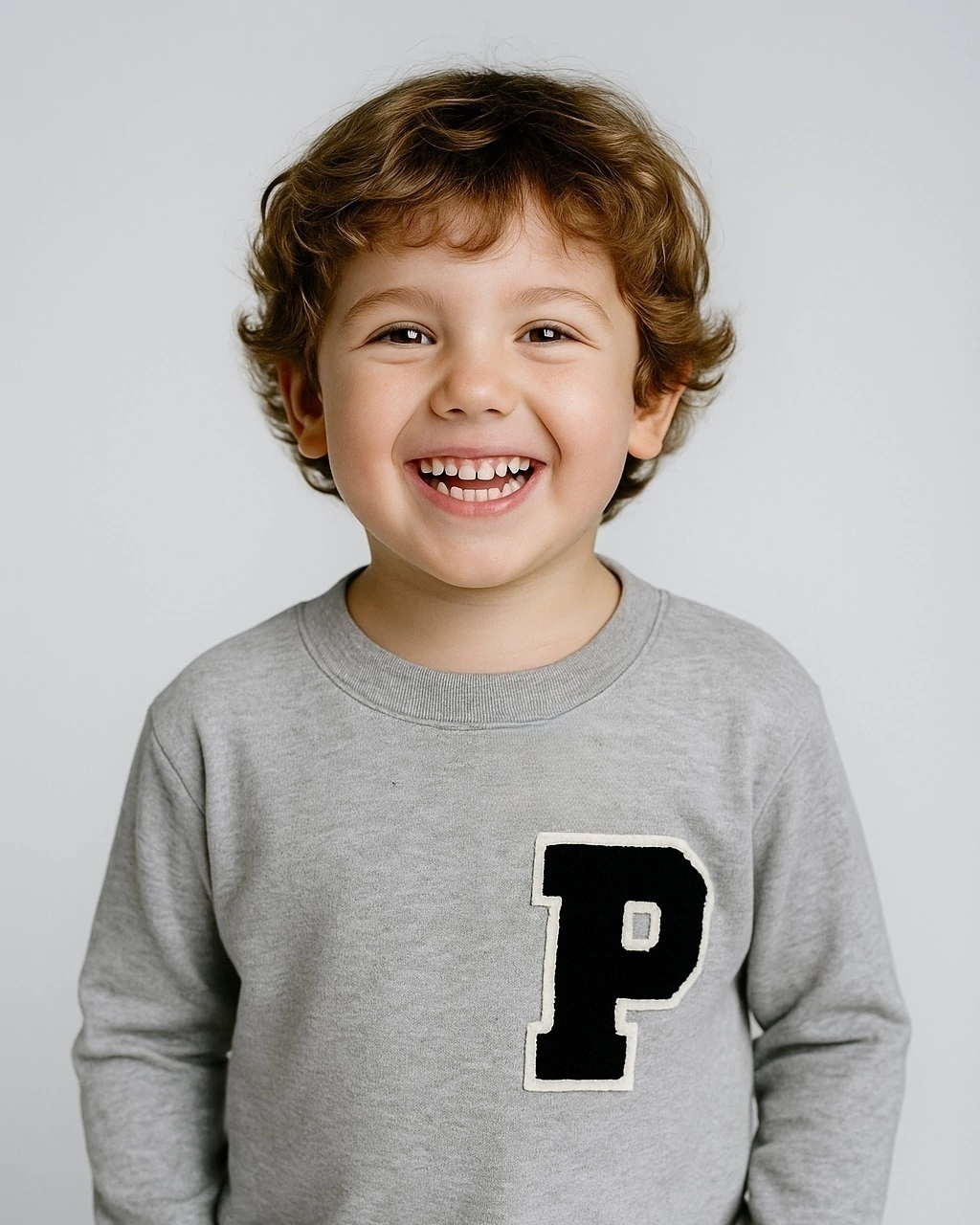 <p><span style="font-size: 18px">Ni</span><span>ñ</span><span style="font-size: 18px">os</span></p>