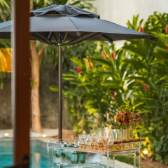 CARRINHO DE SERVIÇO COM OMBRELONE MOCHA - BAMBU na internet