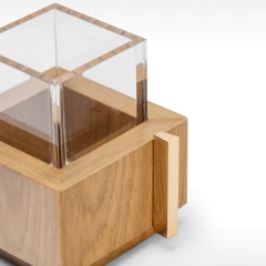 Vaso P Tauari - ALENYA - Onom Design