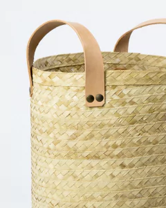 Canasto 32 x 42 alto con cuero - comprar online