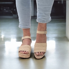 Milan Beige en internet