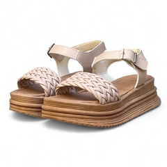 Antonia Beige en internet