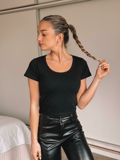 REMERA MALASIA - comprar online