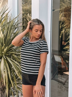 REMERA FLORENCIA - comprar online