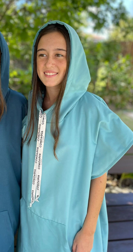 PONCHO PLAYERO- Azul Aero