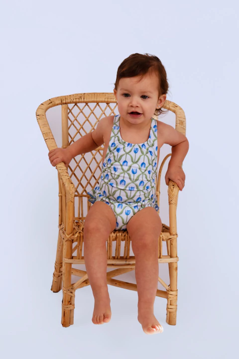 DOBLE VOLADO EN COLA - Tulipanes Azules - comprar online