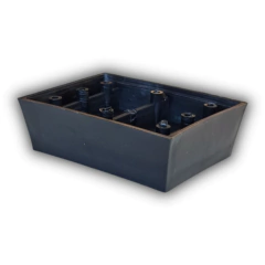 Regaton Plastico Cuadrado Negro