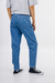 JEANS MOM UNISEX KIWI AZUL GASTADO en internet