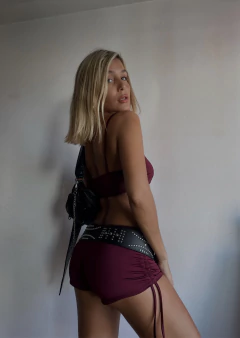 Short josie bordo en internet