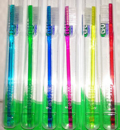 G.U.M 311 cepillo dental suave