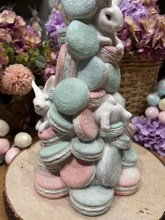 RESINA PASCOA ARVORE MACARONS 36,5cm