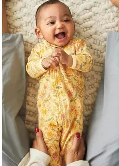 MACACÃO CARTER'S MENINA AMARELO FLORES na internet