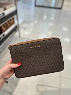 Bolsa Transversal Michael Kors Jet Set Crossbody Marrom na internet