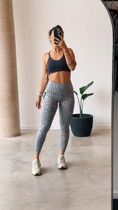 Calza Naomi Grey en internet