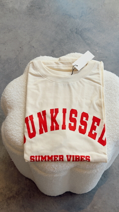Remera Sunkissed - AKILA STORE