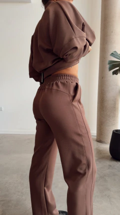 Pantalón LIV con bolsillos en internet