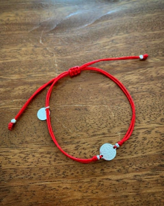 Pulseira Macramê Fios de Algodão c/ Mini Medalha São Bento Dupla Face - Banhada à Ouro / Prata 925 ✩ na internet