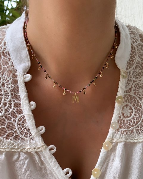 Choker Pedras Naturais Turmalina c/ Estrelas e Inicial (Letra) - Banhada à Prata / Banhada à Ouro