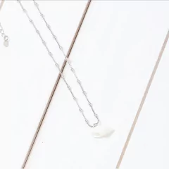 Gargantilha Bolinhas Mini Caracol Natural - Banhada à Ouro / Banhada à Ródio na internet