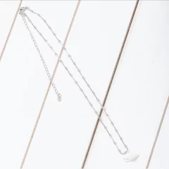 Gargantilha Bolinhas Mini Caracol Natural - Banhada à Ouro / Banhada à Ródio - Santa Paz Acessórios