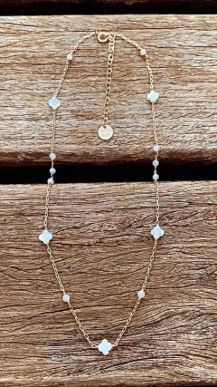 Choker Trevos e Bolinhas Madrepérola - Banhada à Ouro / Banhada à Prata na internet