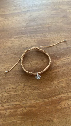 Pulseira Macramê Fio Algodão c/ Pingente Coração e Inicial (Letra) - Prata 925 (TEMOS TODAS AS LETRAS DO ALFABETO) - comprar online