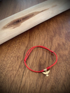 Pulseira Fio de Cetim Pingente Espírito Santo - Banhada à Ouro / Prata 925 ≋⎈ - comprar online