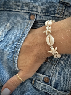 Pulseira c/ Estrelas do Mar e Búzios Naturais Off White - Banhada à Ouro / Banhada à Prata ⚓︎ - comprar online