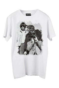 Remera The Beatles Camara (Nevada,Negra o Blanca) en internet