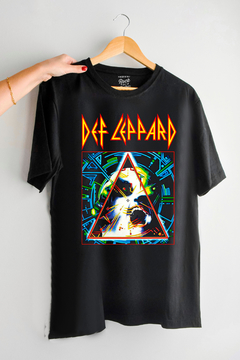 Remera Def Leppard (Nevada, Negra o Blanca) - comprar online