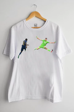 Remera Dibu tapando (Nevada,Negra o Blanca) en internet