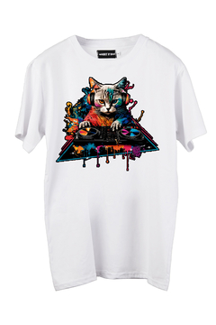Remera Cat DJ (Nevada, Negra o Blanca) en internet