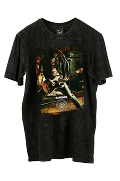 Remera Ramones - Johnny Ramone (Nevada, Negra o Blanca)