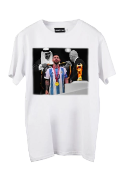 Remera Messi - Coronacion Del Rey (Nevada,Negra o Blanca) en internet