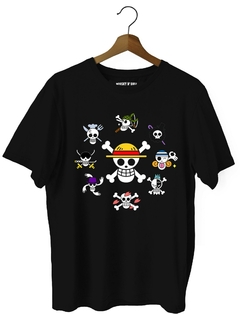 Remera One Piece - Banderas (Nevada o Negra) - comprar online