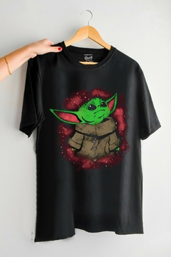 Remera Baby Yoda (Nevada, Negra o Blanca) - comprar online