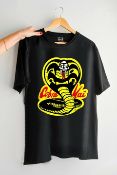 Remera Cobra Kai (Nevada, Negra o Blanca) - comprar online