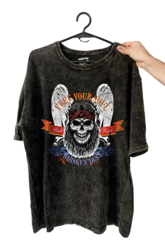 Remera Whisky Skull (Nevada)