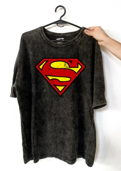 Remera Superman Logo (Nevada, Negra o Blanca)