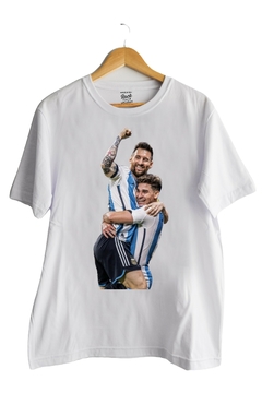 Remera Messi - Julian Festejo (Nevada,Negra o Blanca) en internet